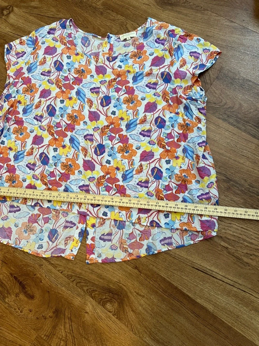 Cynthia Rowley Woman 3X Floral Hi Low Blouse Colorful Rayon Short Sleeve Top